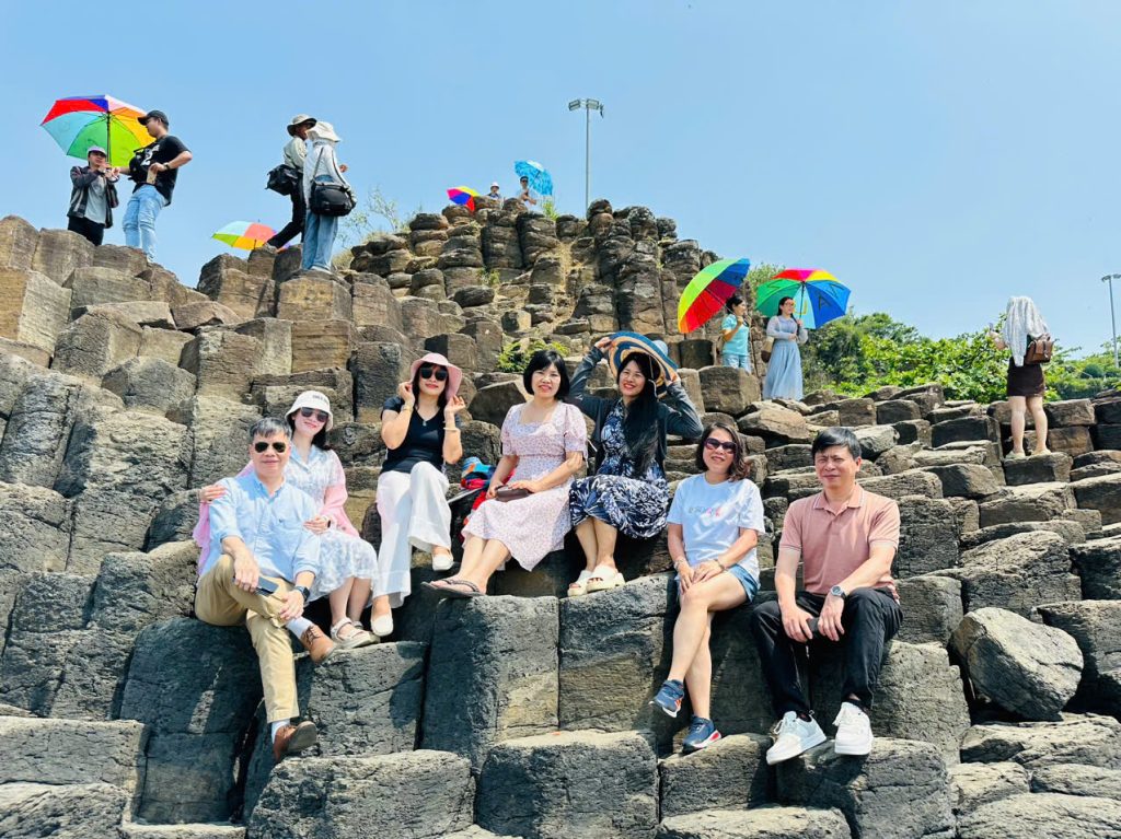 Tour tham quan Gành Đá Đĩa tại Phú Yên